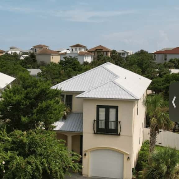 Paradise on Penelope - Image 1